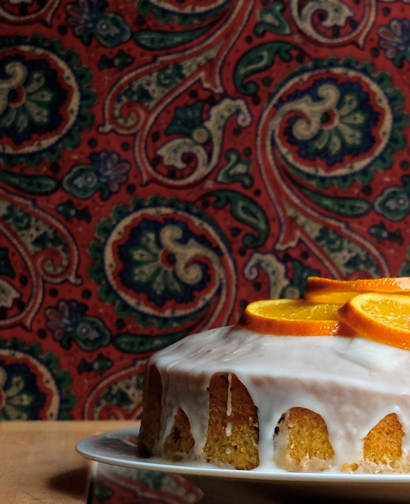 veganer zitruskuchen mit deko