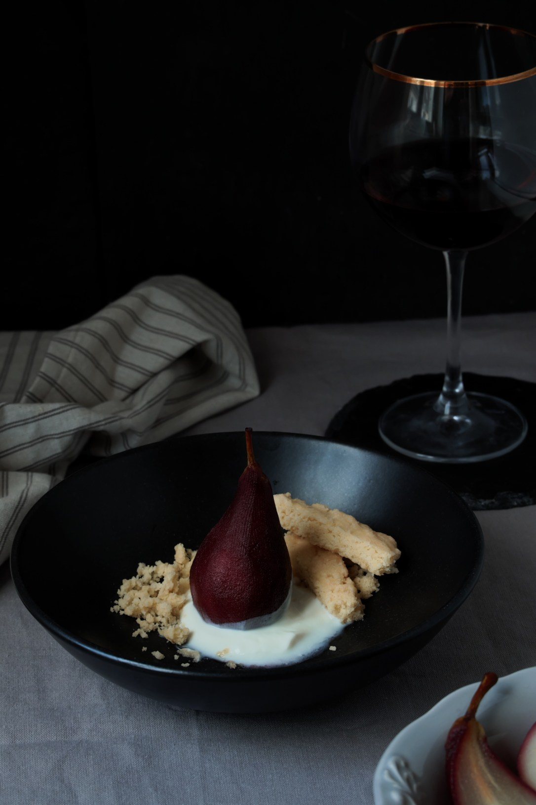 poached_pears_pear_scene4
