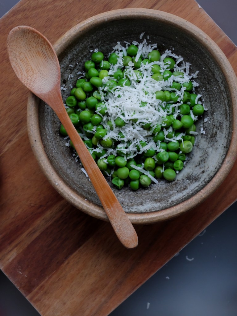 Erbsen mit Parmesan