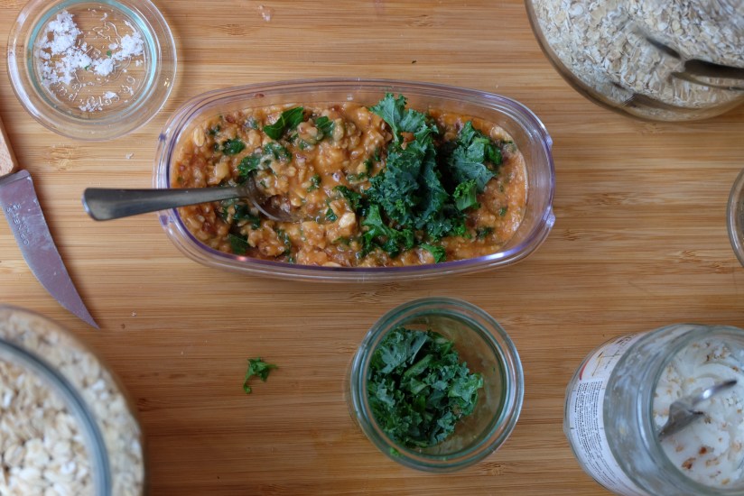 A box with porridge and kale